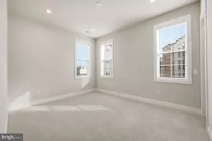 22171 Springside Terr, Ashburn, VA 20148 - Photo 37