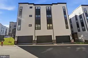 22171 Springside Terr, Ashburn, VA 20148 - Photo 45