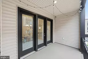 22171 Springside Terr, Ashburn, VA 20148 - Photo 41