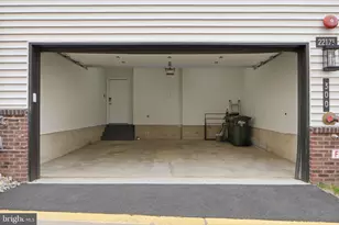 22171 Springside Terr, Ashburn, VA 20148 - Photo 45