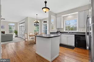 20686 Pomeroy Ct, Ashburn, VA 20147 - Photo 13