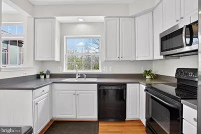 20686 Pomeroy Court, Ashburn, VA 20147 - Photo 15