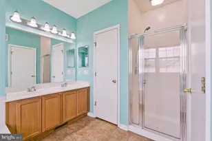 43662 McDowell Sq, Leesburg, VA 20176 - Photo 31