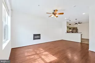 43662 McDowell Sq, Leesburg, VA 20176 - Photo 5