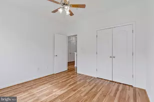 43662 McDowell Sq, Leesburg, VA 20176 - Photo 19
