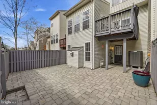 47456 Sharpskin Island Square, Sterling, VA 20165 - Photo 35