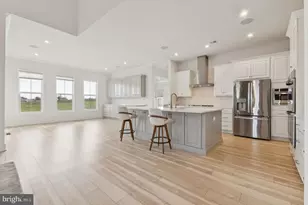 38732 Silver King Cir, Waterford, VA 20197 - Photo 9