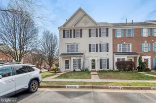 42847 Pilgrim Square, Chantilly, VA 20152 - Photo 1
