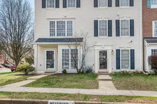 42847 Pilgrim Square, Chantilly, VA 20152 - Photo 3