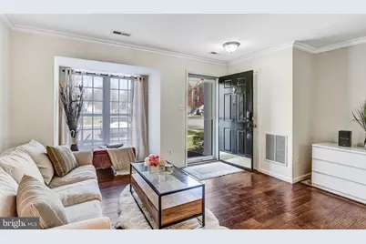 42847 Pilgrim Square, Chantilly, VA 20152 - Photo 5