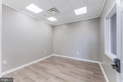 19441 Golf Vista Plaza #110, Leesburg, VA 20176 - Photo 9