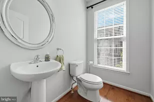 22631 Hawkbill Square, Brambleton, VA 20148 - Photo 25