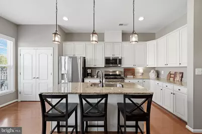 22631 Hawkbill Square, Brambleton, VA 20148 - Photo 21