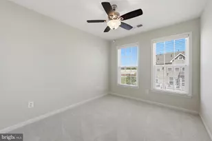 22631 Hawkbill Square, Brambleton, VA 20148 - Photo 31