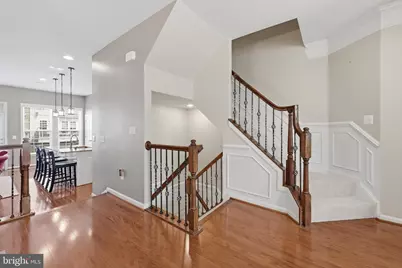 22631 Hawkbill Square, Brambleton, VA 20148 - Photo 9
