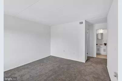 125 Clubhouse Drive SW #6, Leesburg, VA 20175 - Photo 7