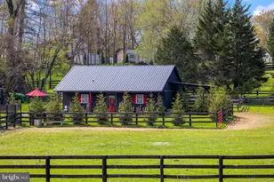 23333 4 Chimneys Ln, Middleburg, VA 20117 - Photo 35