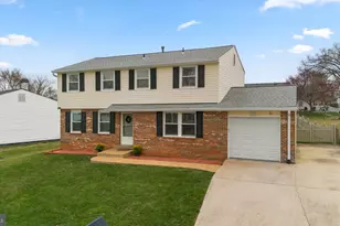 108 N Garfield Rd, Sterling, VA 20164 - Photo 3