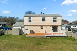 108 N Garfield Rd, Sterling, VA 20164 - Photo 31