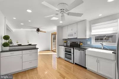 108 N Garfield Road, Sterling, VA 20164 - Photo 9