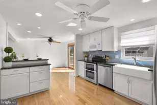 108 N Garfield Rd, Sterling, VA 20164 - Photo 9