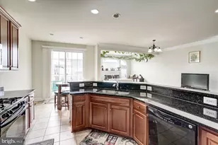 42749 Wilmar Square, Broadlands, VA 20148 - Photo 23