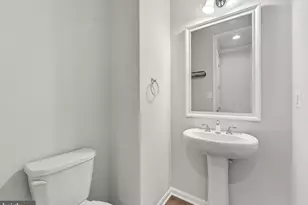 20471 Rolling Water Terrace, Ashburn, VA 20147 - Photo 15