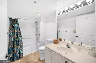 19385 Cypress Ridge Terrace, Leesburg, VA 20176 - Photo 31