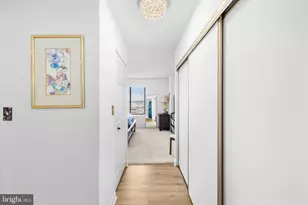 19385 Cypress Ridge Terrace, Leesburg, VA 20176 - Photo 23