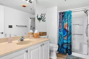 19385 Cypress Ridge Terrace, Leesburg, VA 20176 - Photo 29