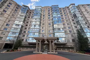 19385 Cypress Ridge Terrace, Leesburg, VA 20176 - Photo 37