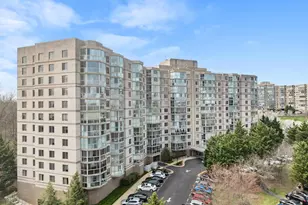 19385 Cypress Ridge Terrace, Leesburg, VA 20176 - Photo 57