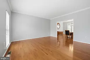 634 Meade Dr SW, Leesburg, VA 20175 - Photo 5