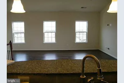 42577 Burbank Terrace #006, Dulles, VA 20166 - Photo 5