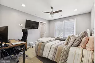 20364 White Oak Dr, Sterling, VA 20165 - Photo 19