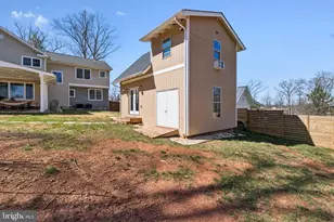 20364 White Oak Dr, Sterling, VA 20165 - Photo 29