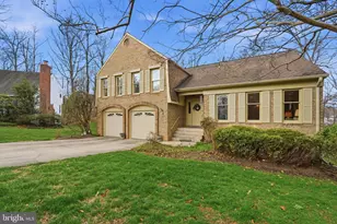 7 Wickham Ct, Sterling, VA 20165 - Photo 3