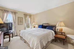 7 Wickham Ct, Sterling, VA 20165 - Photo 27