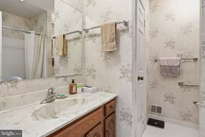 7 Wickham Court, Sterling, VA 20165 - Photo 29