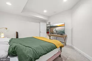 22732 Highcrest Cir, Brambleton, VA 20148 - Photo 45