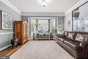 22732 Highcrest Cir, Brambleton, VA 20148 - Photo 11