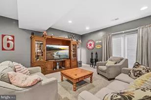 22732 Highcrest Cir, Brambleton, VA 20148 - Photo 39