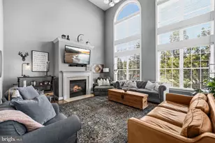 22732 Highcrest Cir, Brambleton, VA 20148 - Photo 13