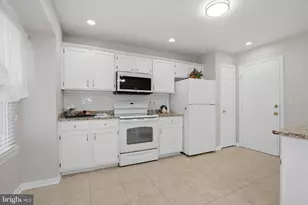 3 Worthington Ct, Sterling, VA 20165 - Photo 9