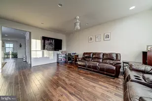 23697 Sailfish Square, Brambleton, VA 20148 - Photo 9