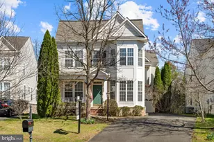 21824 Wingfoot Ct, Broadlands, VA 20148 - Photo 1