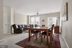 24672 Byrne Meadow Square, Aldie, VA 20105 - Photo 13