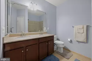 24672 Byrne Meadow Square, Aldie, VA 20105 - Photo 25