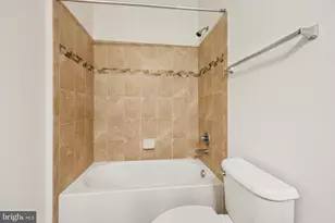 24628 Byrne Meadow Square, Aldie, VA 20105 - Photo 23