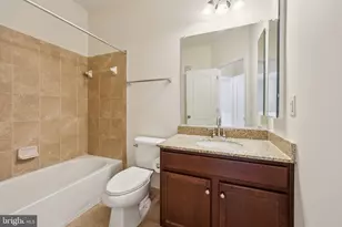 24628 Byrne Meadow Square, Aldie, VA 20105 - Photo 25